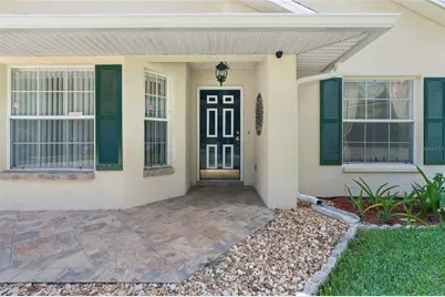 6412 Laurelwood Drive, Zephyrhills, FL 33542 - Photo 12