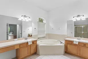 2041 Heartland Cir, Valrico, FL 33594 - Photo 42