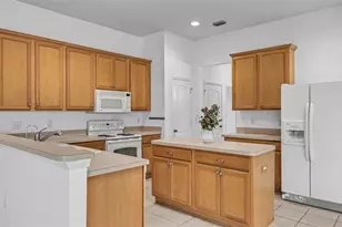 2041 Heartland Cir, Valrico, FL 33594 - Photo 24