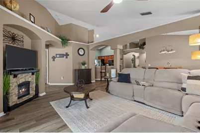 4940 Hidden Hills Lane, Wesley Chapel, FL 33545 - Photo 12