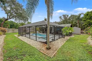 1706 Avoca Dr, Tarpon Springs, FL 34689 - Photo 46