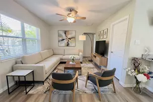 1500 77th St N, Saint Petersburg, FL 33710 - Photo 8