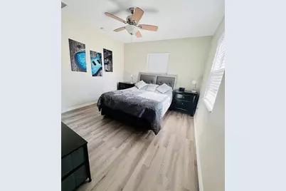 1500 77th Street N, Saint Petersburg, FL 33710 - Photo 2