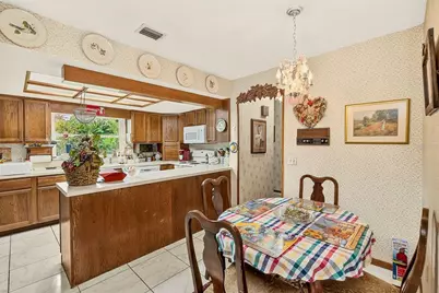 1716 Woodhaven Drive, Brandon, FL 33510 - Photo 14