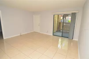 8643 Mallard Reserve Dr, Tampa, FL 33614 - Photo 18