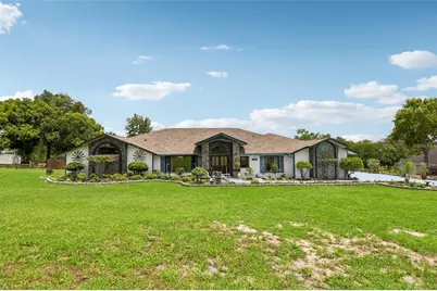 5318 Sandra Drive, Weeki Wachee, FL 34607 - Photo 2