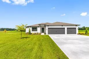 13483 Lake Gallagher Dr, Dover, FL 33527 - Photo 1