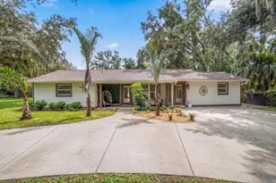 205 Cagle Rd, Brandon, FL 33511 - Photo 4