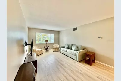 3575 Gulf Boulevard #202, Saint Petersburg, FL 33706 - Photo 6