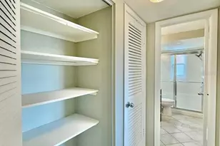 3575 Gulf Blvd, Saint Petersburg, FL 33706 - Photo 12