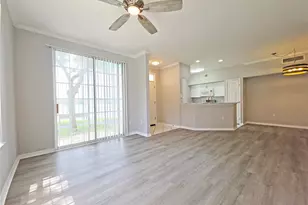 9018 Lake Chase Island Way, Tampa, FL 33626 - Photo 4