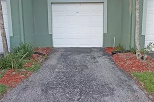 9018 Lake Chase Island Way, Tampa, FL 33626 - Photo 28
