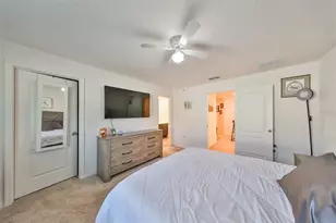 5311 New Friendship Pl, Tampa, FL 33619 - Photo 18
