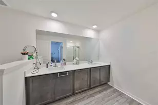 5311 New Friendship Pl, Tampa, FL 33619 - Photo 20