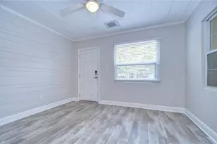 4420 67th St N, Saint Petersburg, FL 33709 - Photo 4