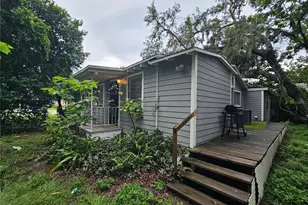 1504 E 99th Ave, Tampa, FL 33612 - Photo 10