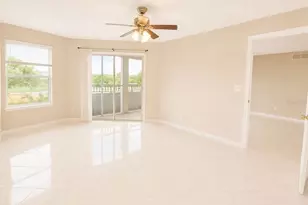 2323 Feather Sound Dr, Clearwater, FL 33762 - Photo 18