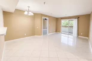 2323 Feather Sound Dr, Clearwater, FL 33762 - Photo 4