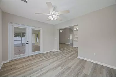 643 Lakemont Dr, Brandon, FL 33510 - Photo 24
