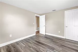 518 62nd Ave NE, Saint Petersburg, FL 33702 - Photo 22