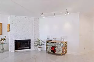 1660 Gulf Blvd, Clearwater Beach, FL 33767 - Photo 12