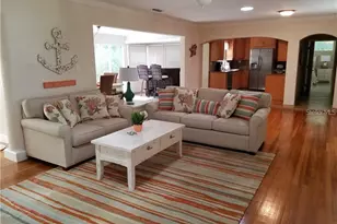 4000 Belle Vista Dr, Saint Petersburg, FL 33706 - Photo 6