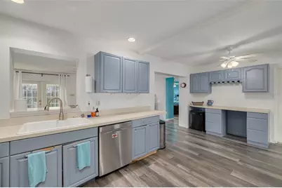 4200 29th Avenue N, Saint Petersburg, FL 33713 - Photo 8