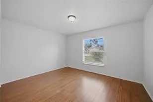 8373 Camphor Dr, Spring Hill, FL 34606 - Photo 16