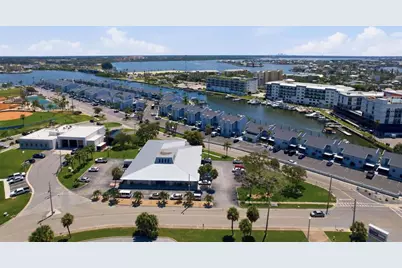 175 Medallion Boulevard #F, Madeira Beach, FL 33708 - Photo 34