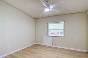 4919 Blanco Dr, Zephyrhills, FL 33541 - Photo 10