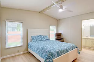 4919 Blanco Dr, Zephyrhills, FL 33541 - Photo 14