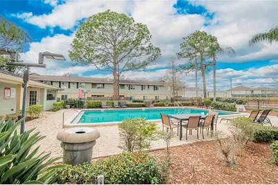 202 Red Maple Place #202, Brandon, FL 33510 - Photo 4