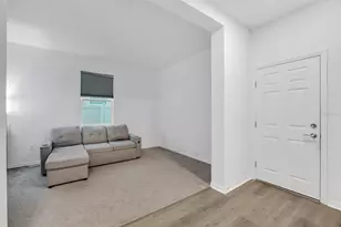 31867 Asbury Ave, Wesley Chapel, FL 33545 - Photo 6