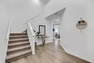 31867 Asbury Ave, Wesley Chapel, FL 33545 - Photo 4