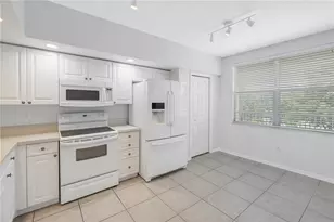 960 Starkey Rd, Largo, FL 33771 - Photo 28