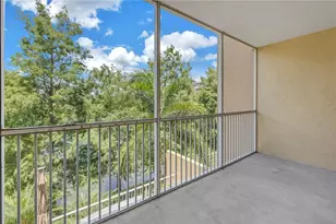 960 Starkey Rd, Largo, FL 33771 - Photo 18
