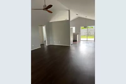 12587 Park Boulevard, Seminole, FL 33776 - Photo 6
