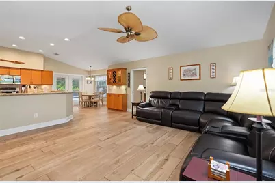 605 Tomoka Drive, Palm Harbor, FL 34683 - Photo 10