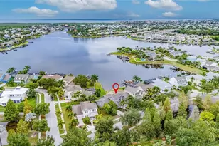 435 Manns Harbor Dr, Apollo Beach, FL 33572 - Photo 2