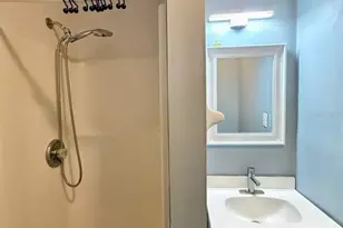 1912 N Highland Ave, Clearwater, FL 33755 - Photo 20