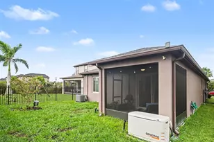 1505 Custer Bayou St, Ruskin, FL 33570 - Photo 24