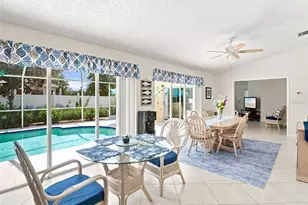 608 N Florida Ave, Tarpon Springs, FL 34689 - Photo 16