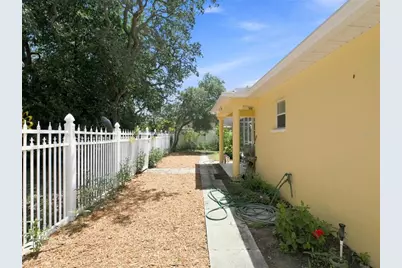 608 N Florida Avenue, Tarpon Springs, FL 34689 - Photo 56