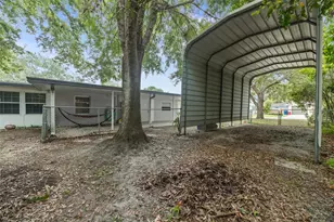 302 51st St W, Bradenton, FL 34209 - Photo 32