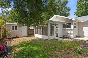 1175 Highland Ct N, Saint Petersburg, FL 33701 - Photo 4