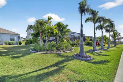 998 Signet Drive, Apollo Beach, FL 33572 - Photo 12