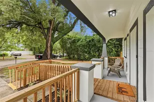 1316 E Giddens Ave, Tampa, FL 33603 - Photo 4