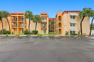 8901 Blind Pass Rd, Saint Pete Beach, FL 33706 - Photo 2