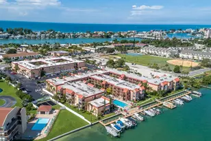 8901 Blind Pass Rd, Saint Pete Beach, FL 33706 - Photo 36