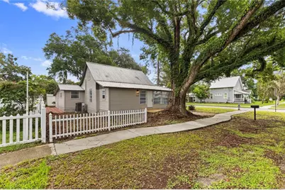 5450 10th Street, Zephyrhills, FL 33542 - Photo 8